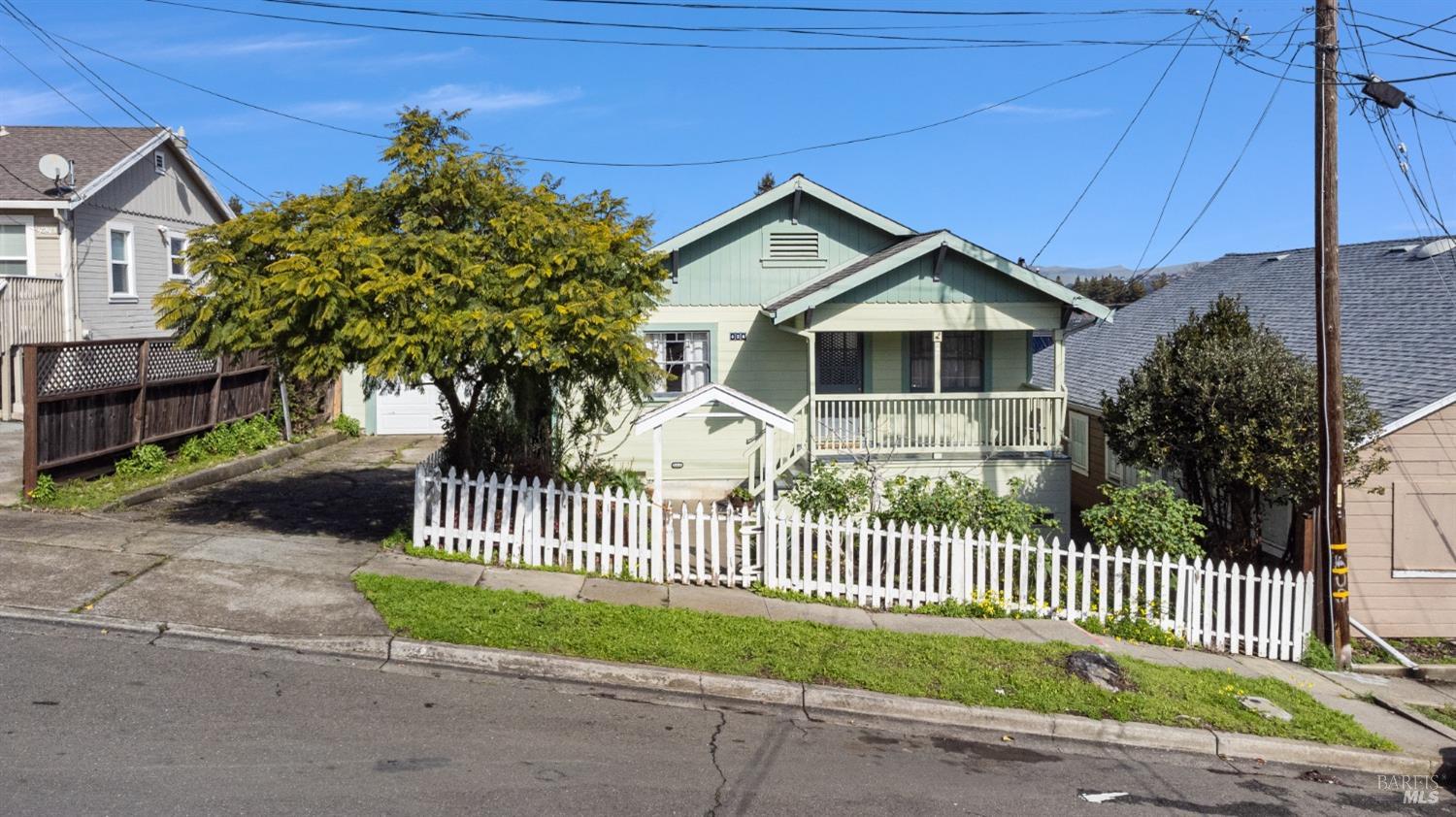 Photo of 426 Coughlan St in Vallejo, CA