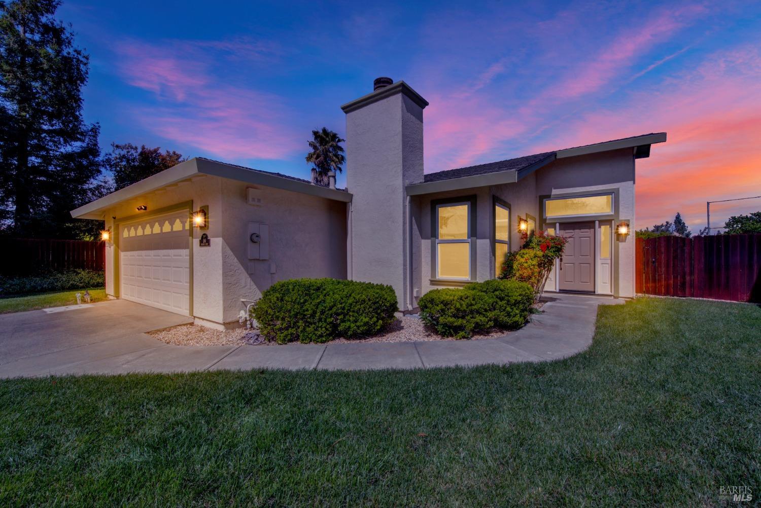 Photo of 130 Incline Ct in Vacaville, CA