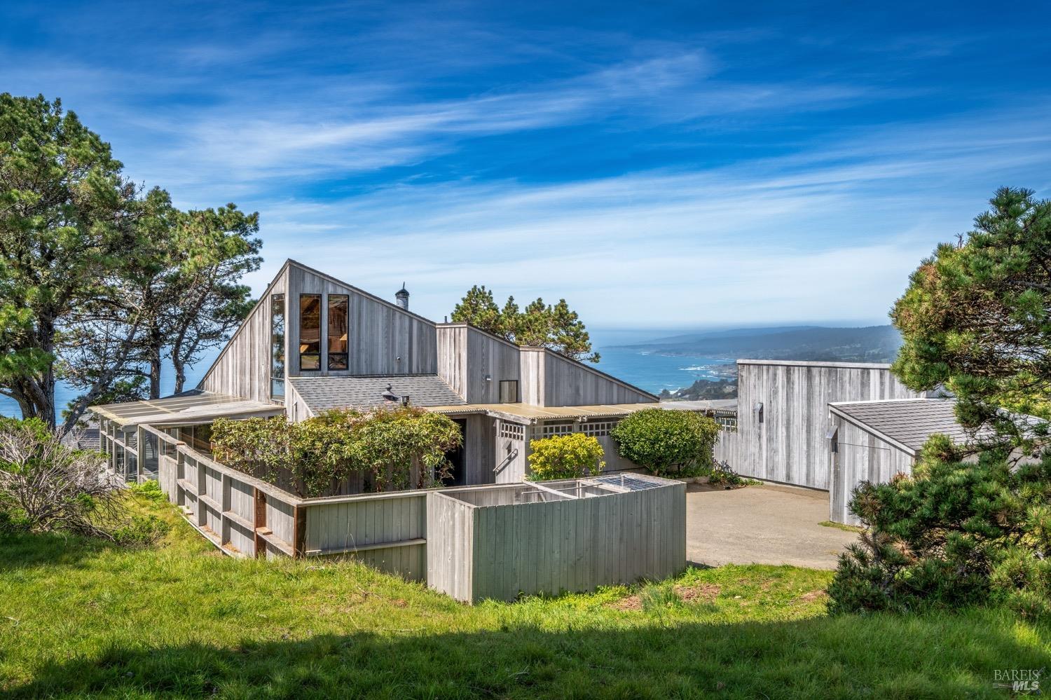 Photo of 114 Larkspur Close in The Sea Ranch, CA