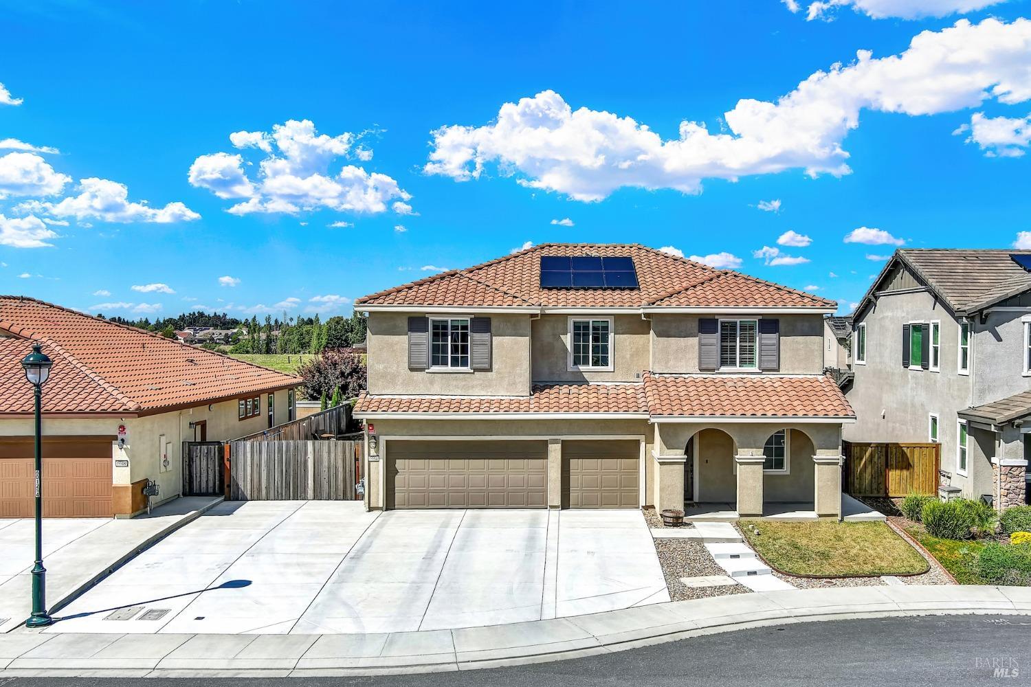 Photo of 6054 Tristen Ct in Vacaville, CA