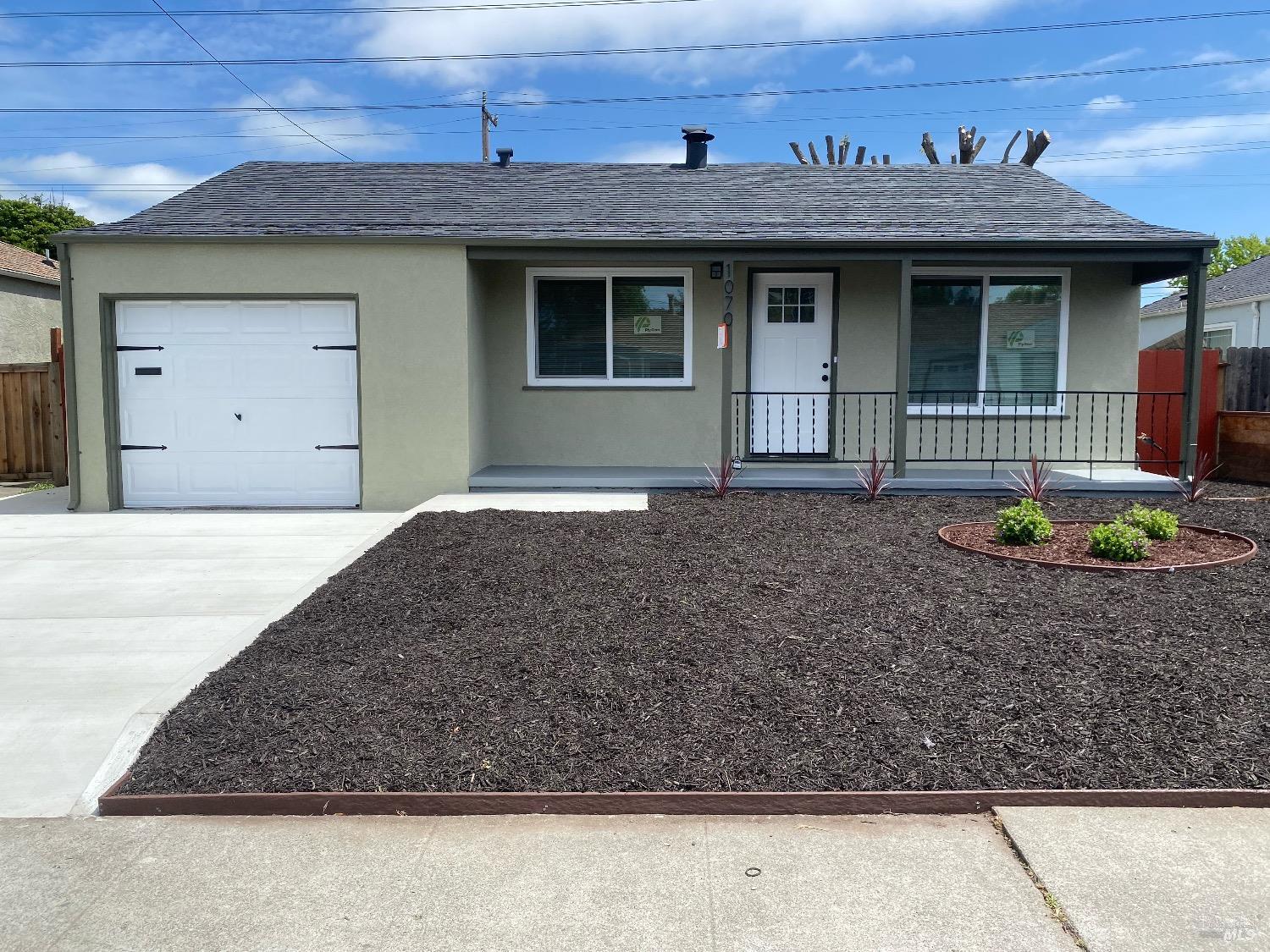 Photo of 1070 Thelma Ave in Vallejo, CA