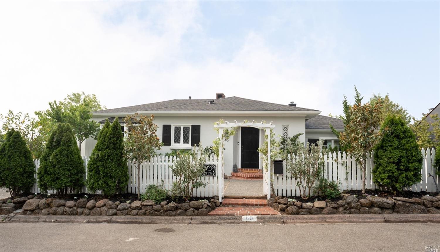 60 Hawthorne Ave