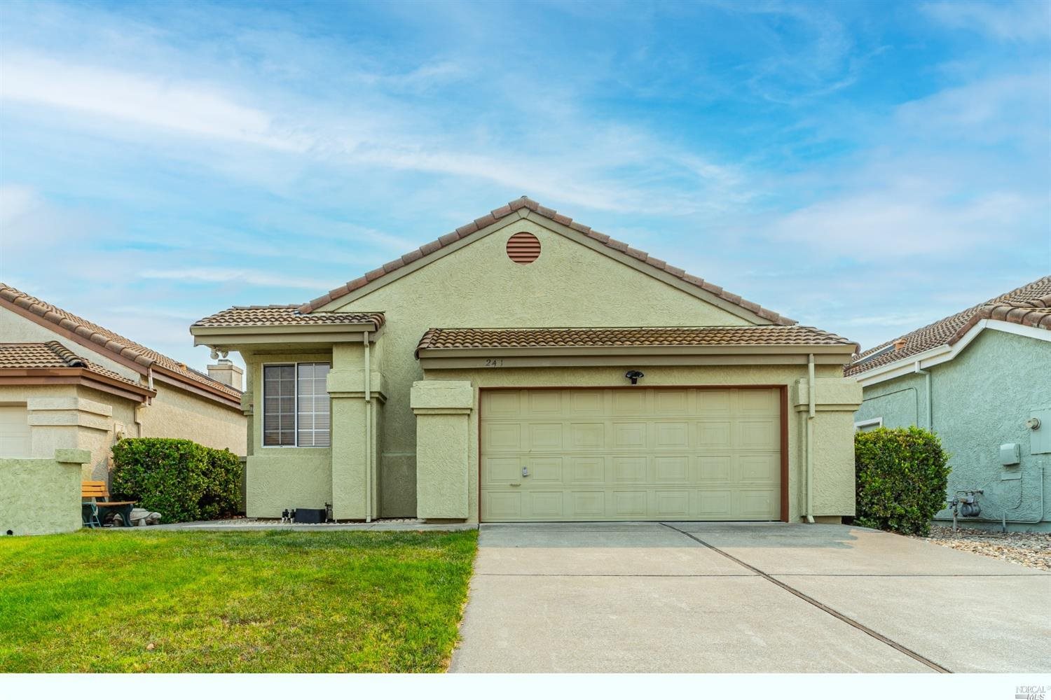 Detail Gallery Image 1 of 1 For 241 Potrero St, Suisun City,  CA 94585 - 3 Beds | 2 Baths