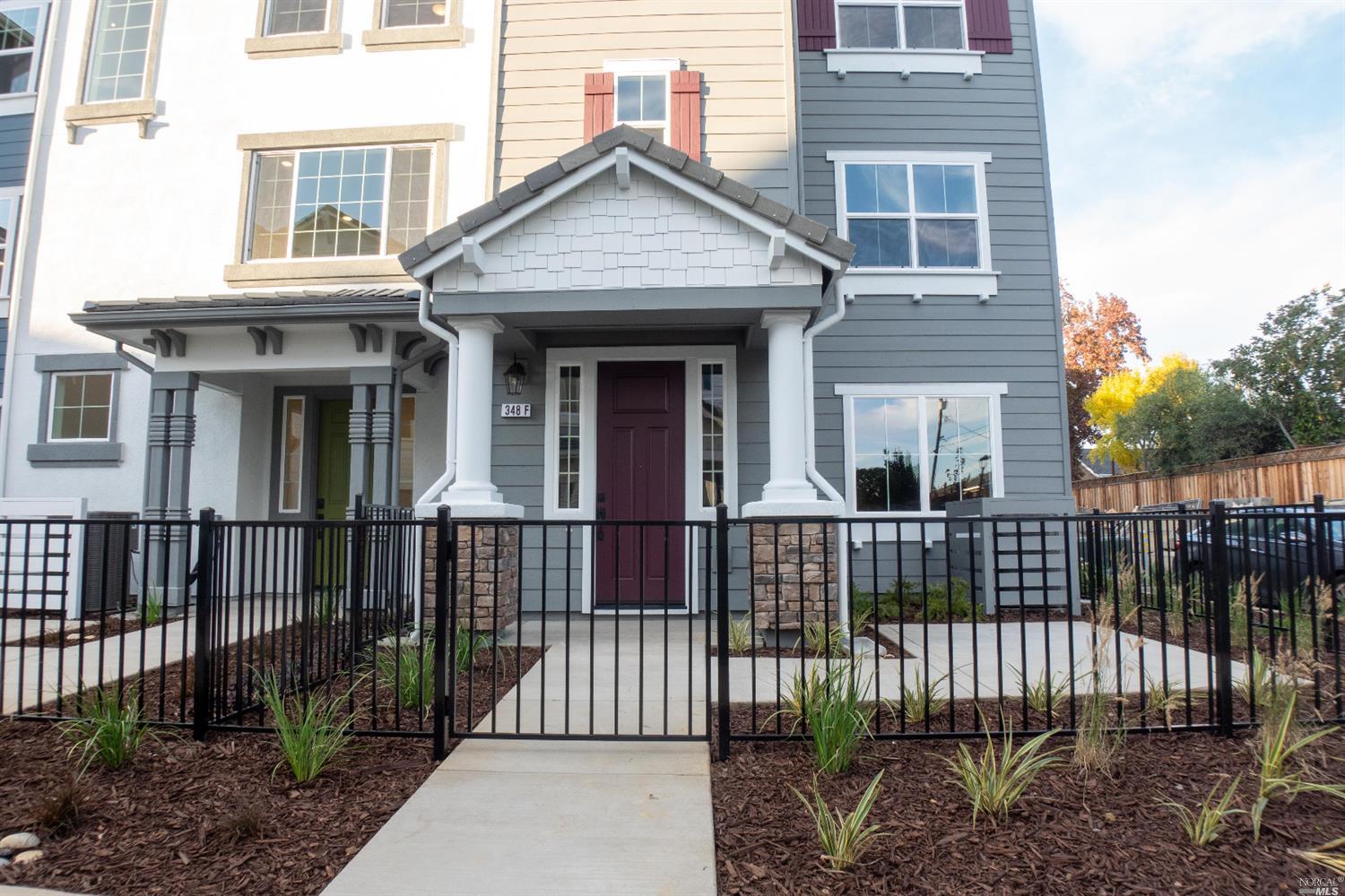 Detail Gallery Image 1 of 1 For 348 Pear Tree Ter #F,  Napa,  CA 94558 - 3 Beds | 2/1 Baths