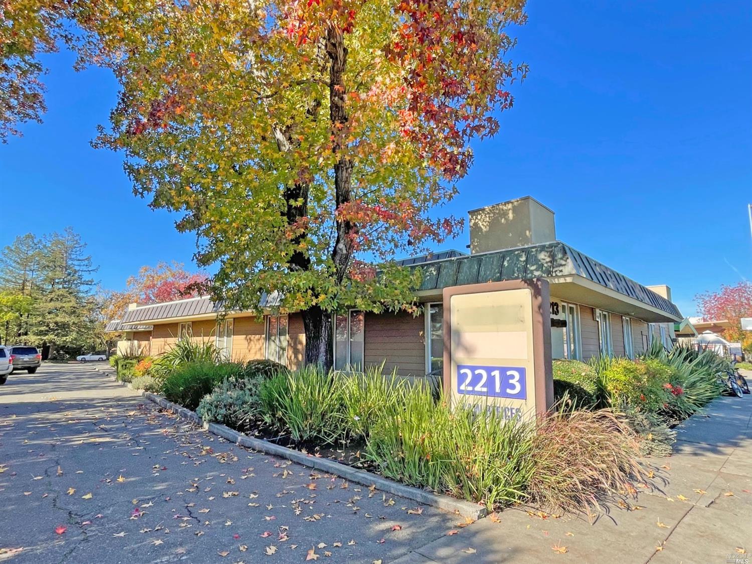 Photo of 2213 Mendocino Ave in Santa Rosa, CA