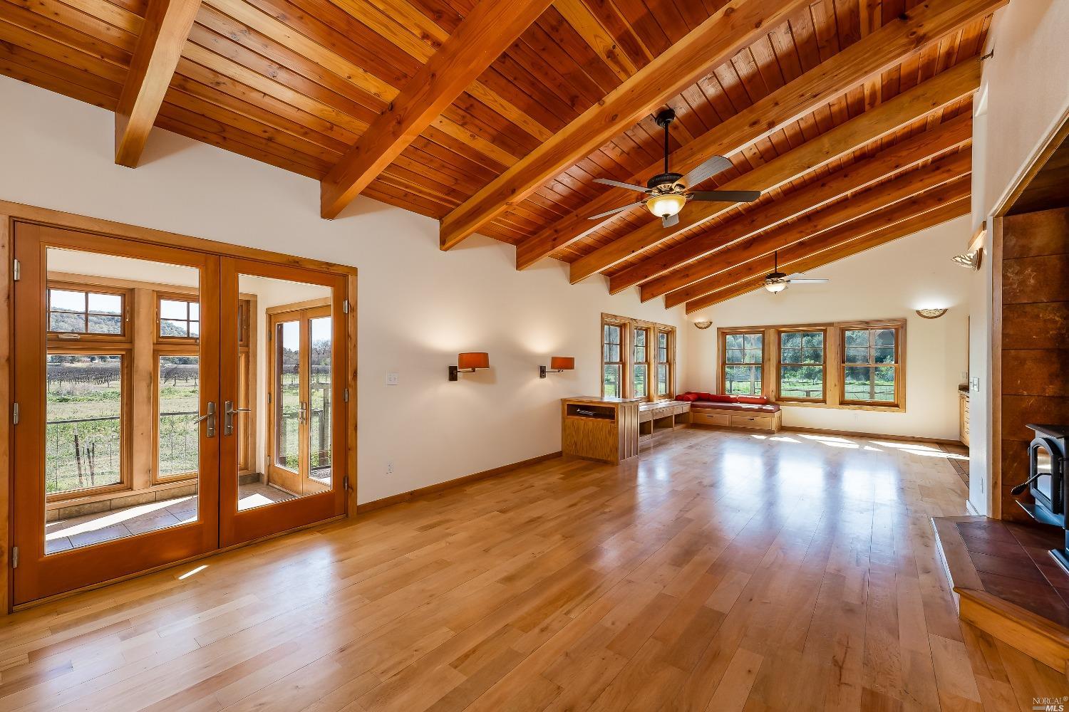 3710 Scherf Lane, Ukiah, CA 95482