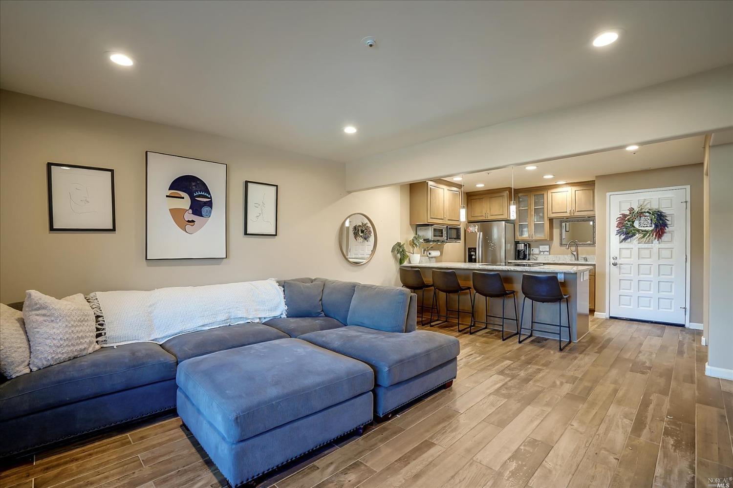 Detail Gallery Image 1 of 1 For 1453 Neotomas Ave #102,  Santa Rosa,  CA 95405 - 2 Beds | 1/1 Baths