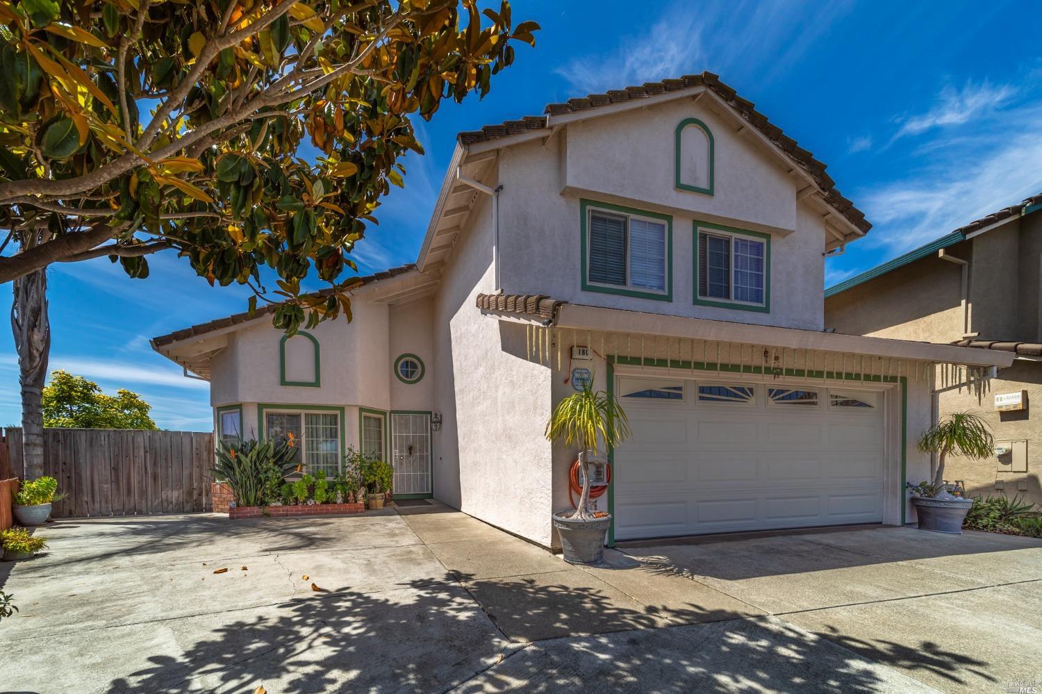 Detail Gallery Image 1 of 1 For 180 Zircon Ct, Vallejo,  CA 94589 - 4 Beds | 2/1 Baths