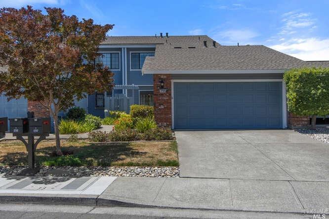 Detail Gallery Image 1 of 1 For 1755 Stuart Ct, Benicia,  CA 94510 - 3 Beds | 2/1 Baths