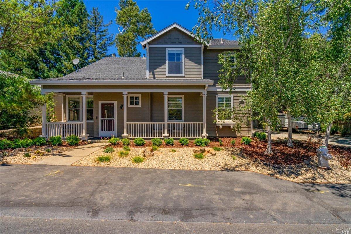 22 Lande Way