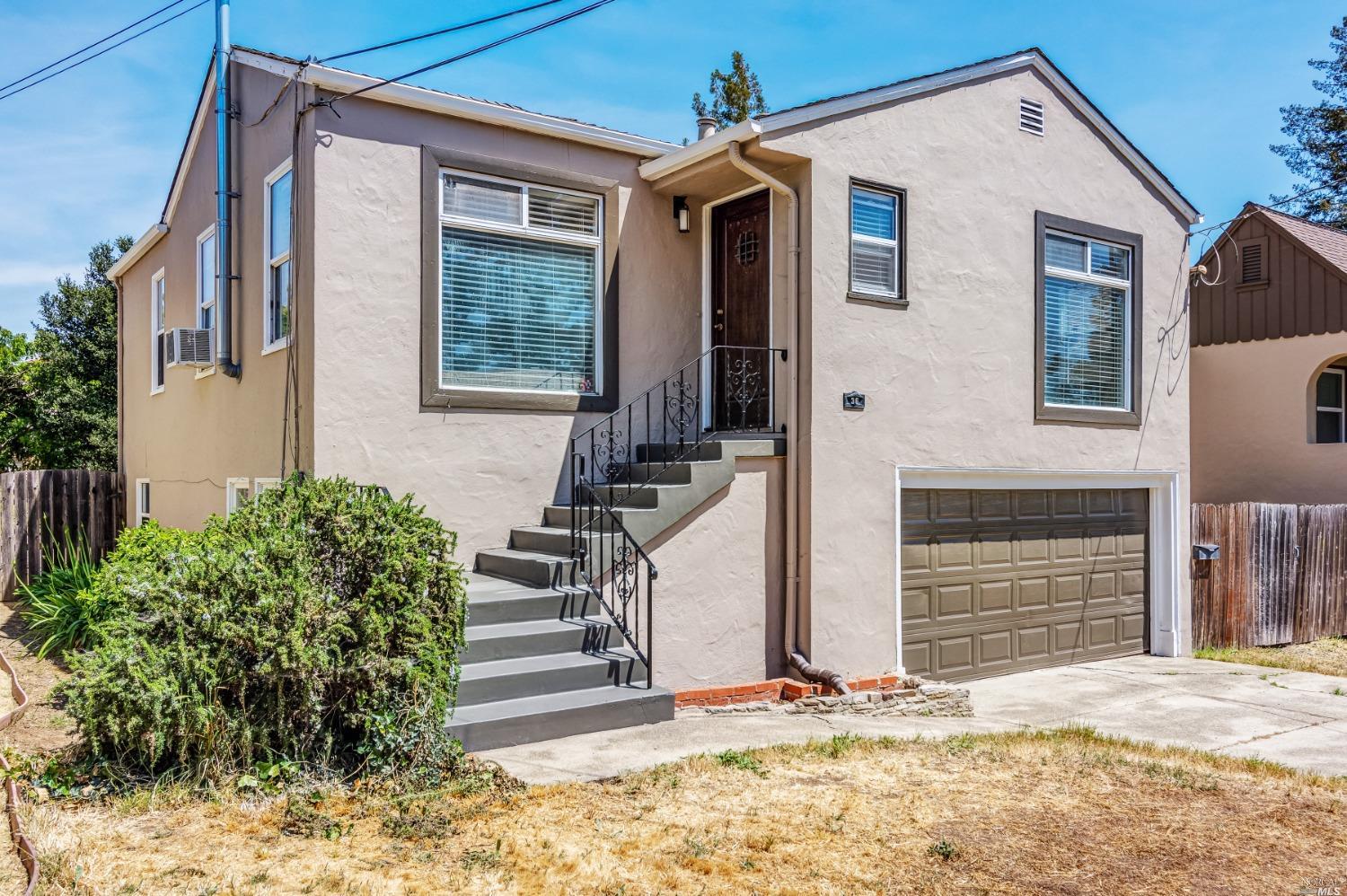 Detail Gallery Image 1 of 1 For 36 Hawthorne Pl, Vallejo,  CA 94590 - 3 Beds | 2 Baths