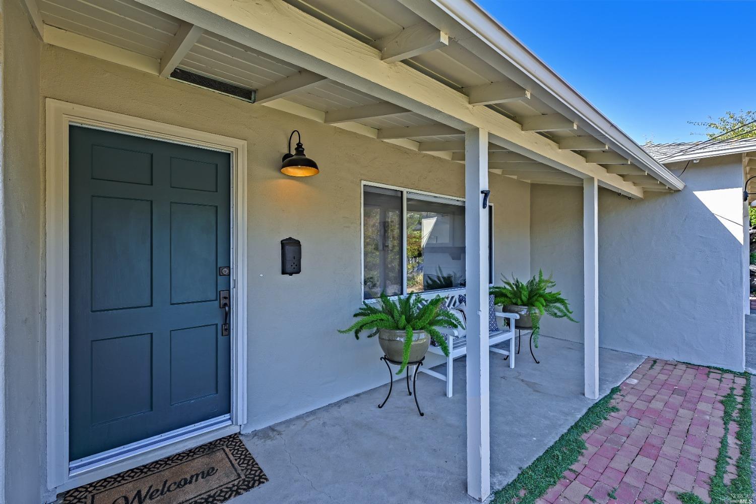 Detail Gallery Image 1 of 1 For 7 Apollo Rd, Tiburon,  CA 94920 - 3 Beds | 1 Baths