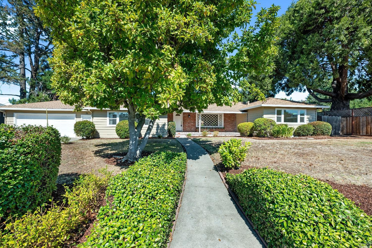 Detail Gallery Image 1 of 1 For 3315 Magowan Dr, Santa Rosa,  CA 95405 - 2 Beds | 2 Baths