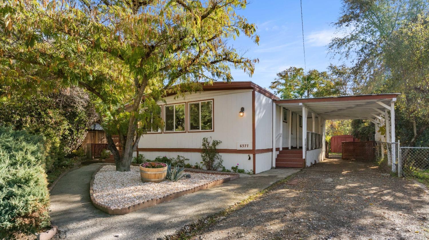 Photo of 6377 12th Ave in Lucerne, CA