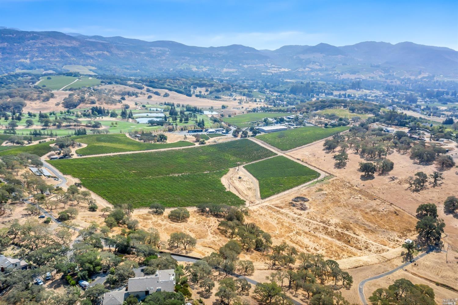 Photo of 30 Lupine Hill Rd in Napa, CA