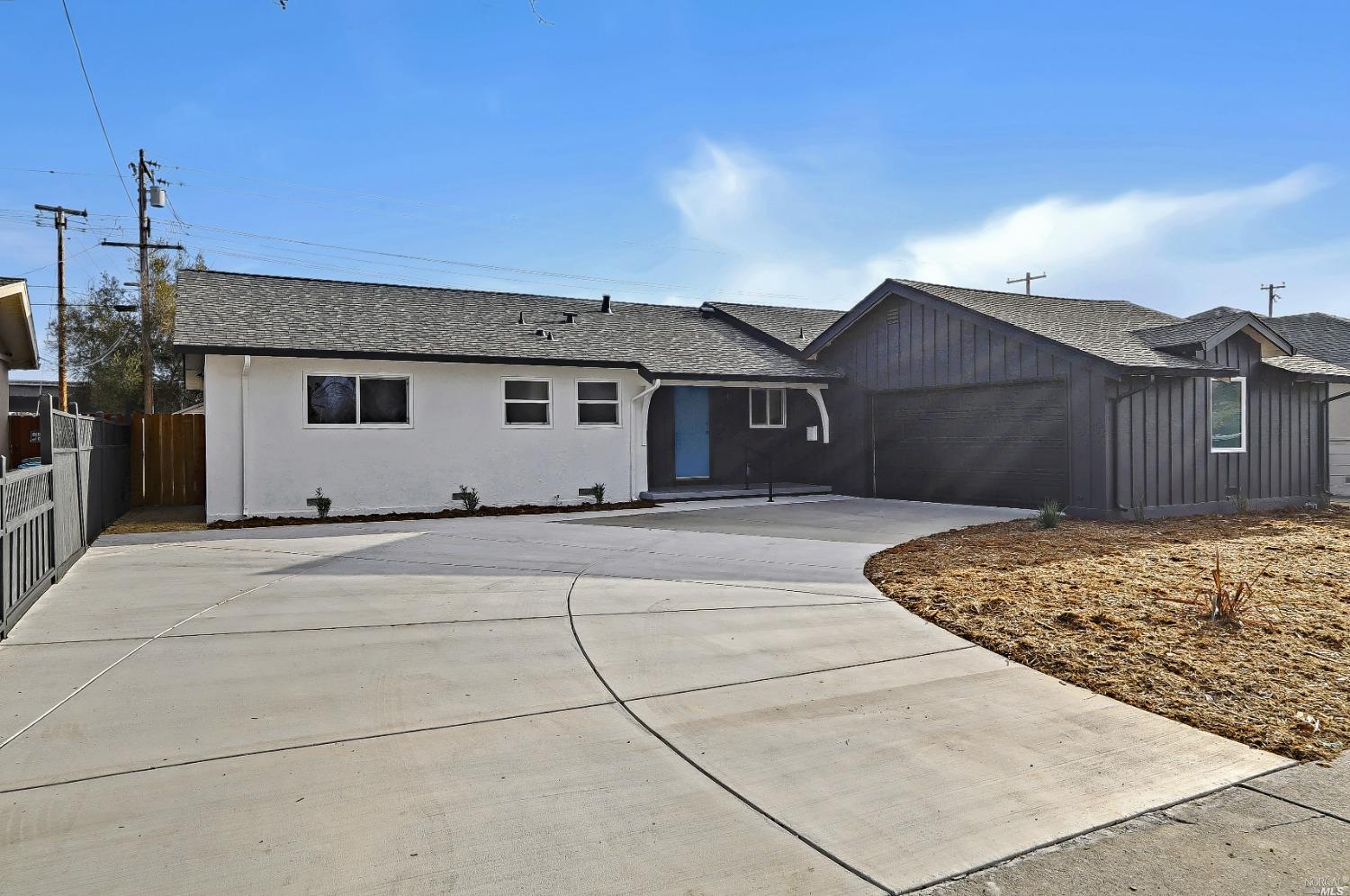 Detail Gallery Image 1 of 1 For 137 Ebbetts Pass Rd, Vallejo,  CA 94589 - 3 Beds | 2 Baths