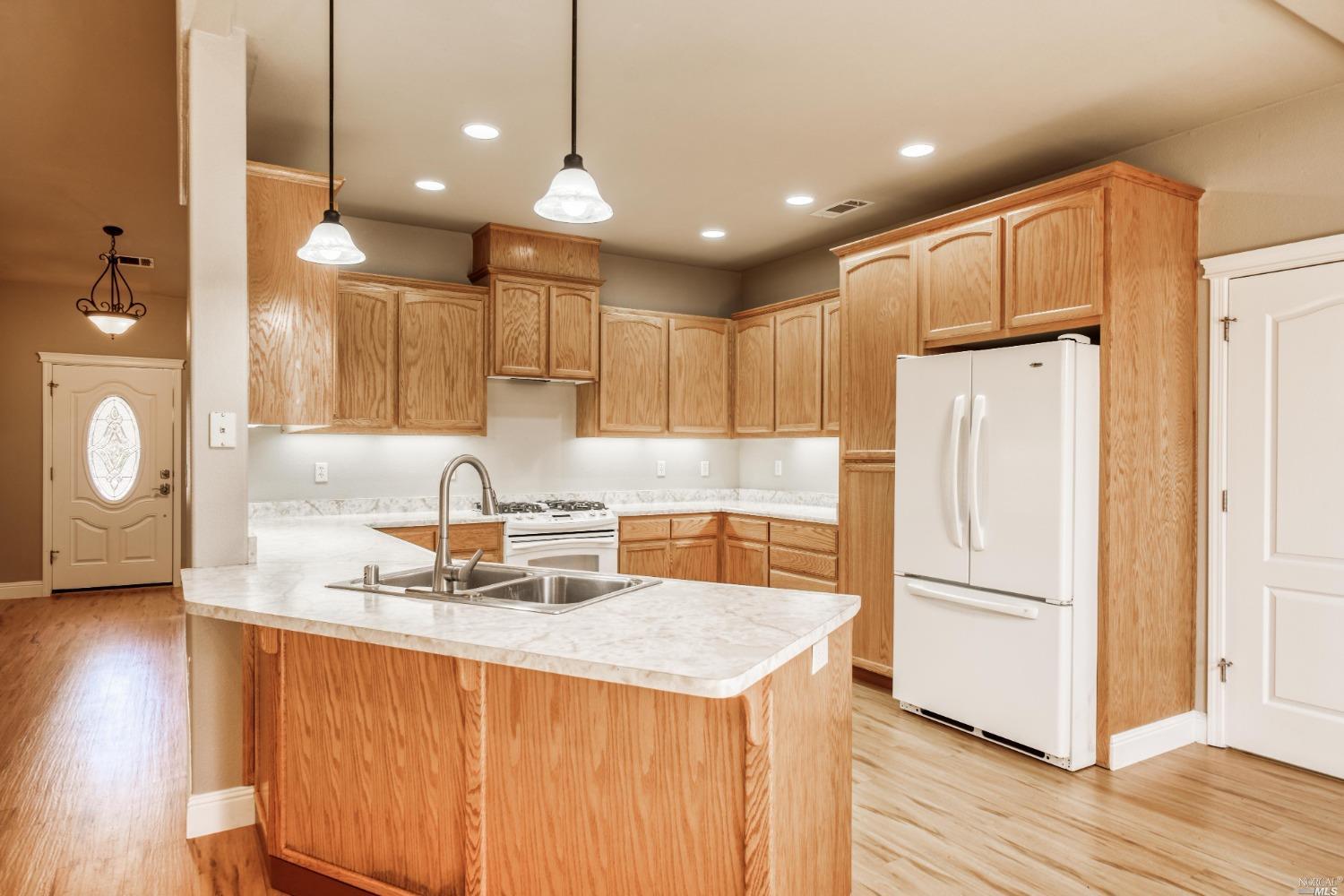 Detail Gallery Image 8 of 25 For 29063 Shingle Creek Ln, Shingletown,  CA 96088 - 3 Beds | 2 Baths