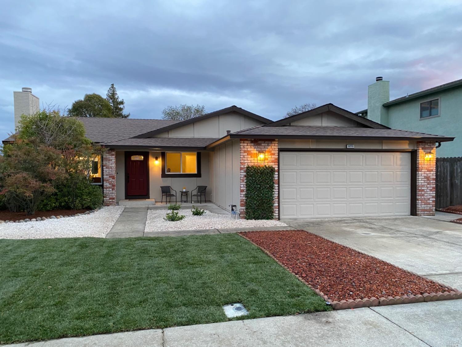 Detail Gallery Image 1 of 1 For 3273 Prescott Way, Fairfield,  CA 94534 - 4 Beds | 2 Baths