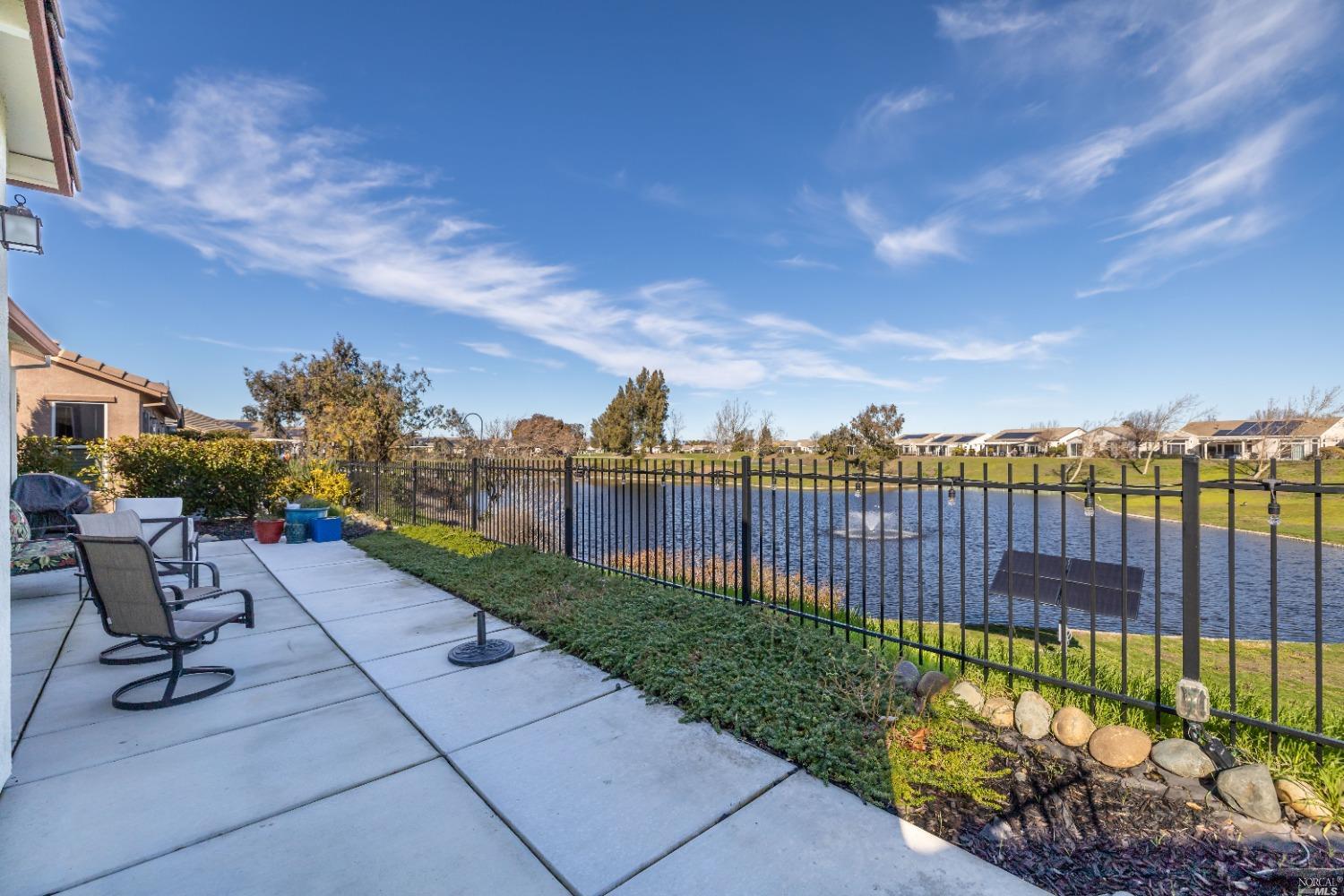 Detail Gallery Image 1 of 1 For 569 Waterwood Dr, Rio Vista,  CA 94571 - 2 Beds | 2 Baths
