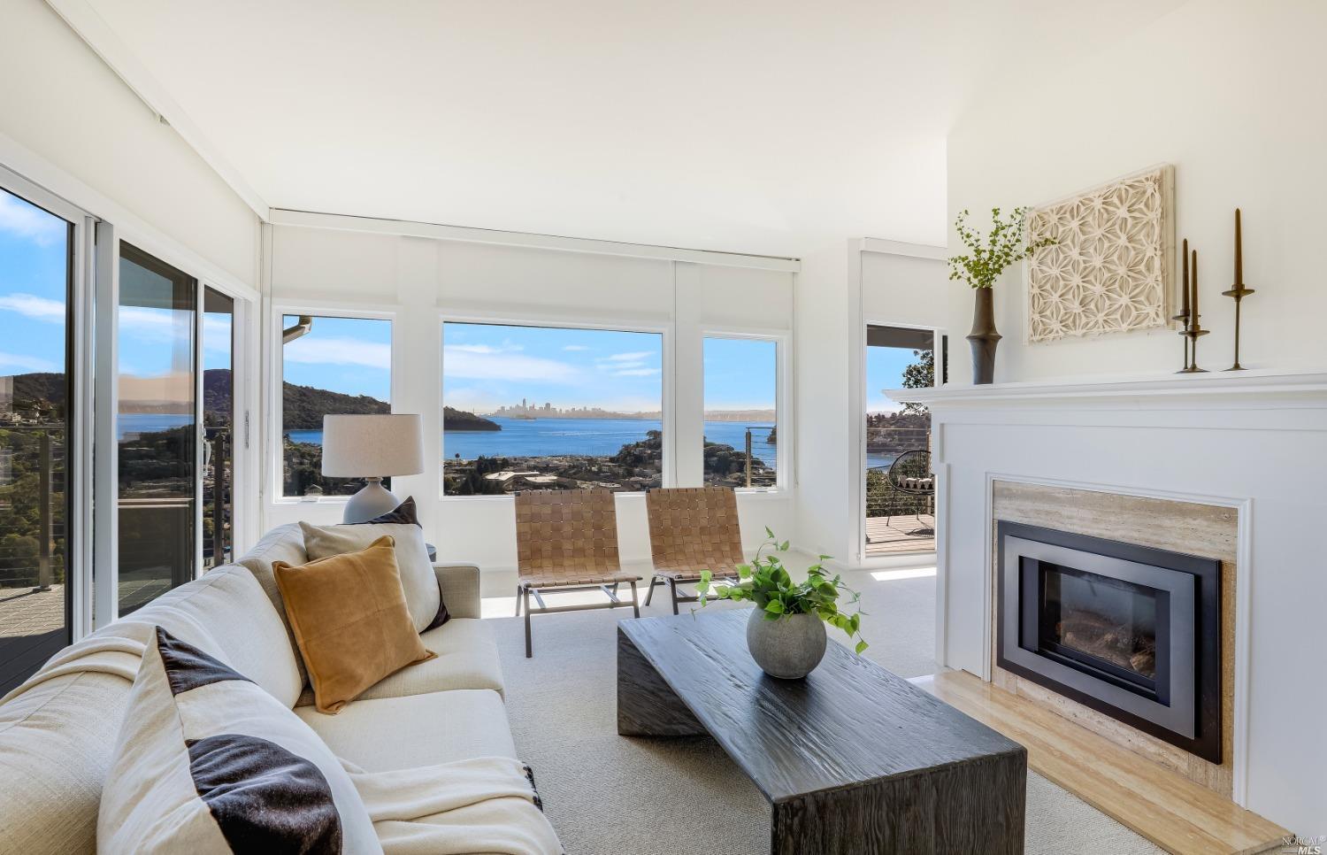 Detail Gallery Image 1 of 1 For 25 Corinthian Ct #35,  Tiburon,  CA 94920 - 2 Beds | 2 Baths