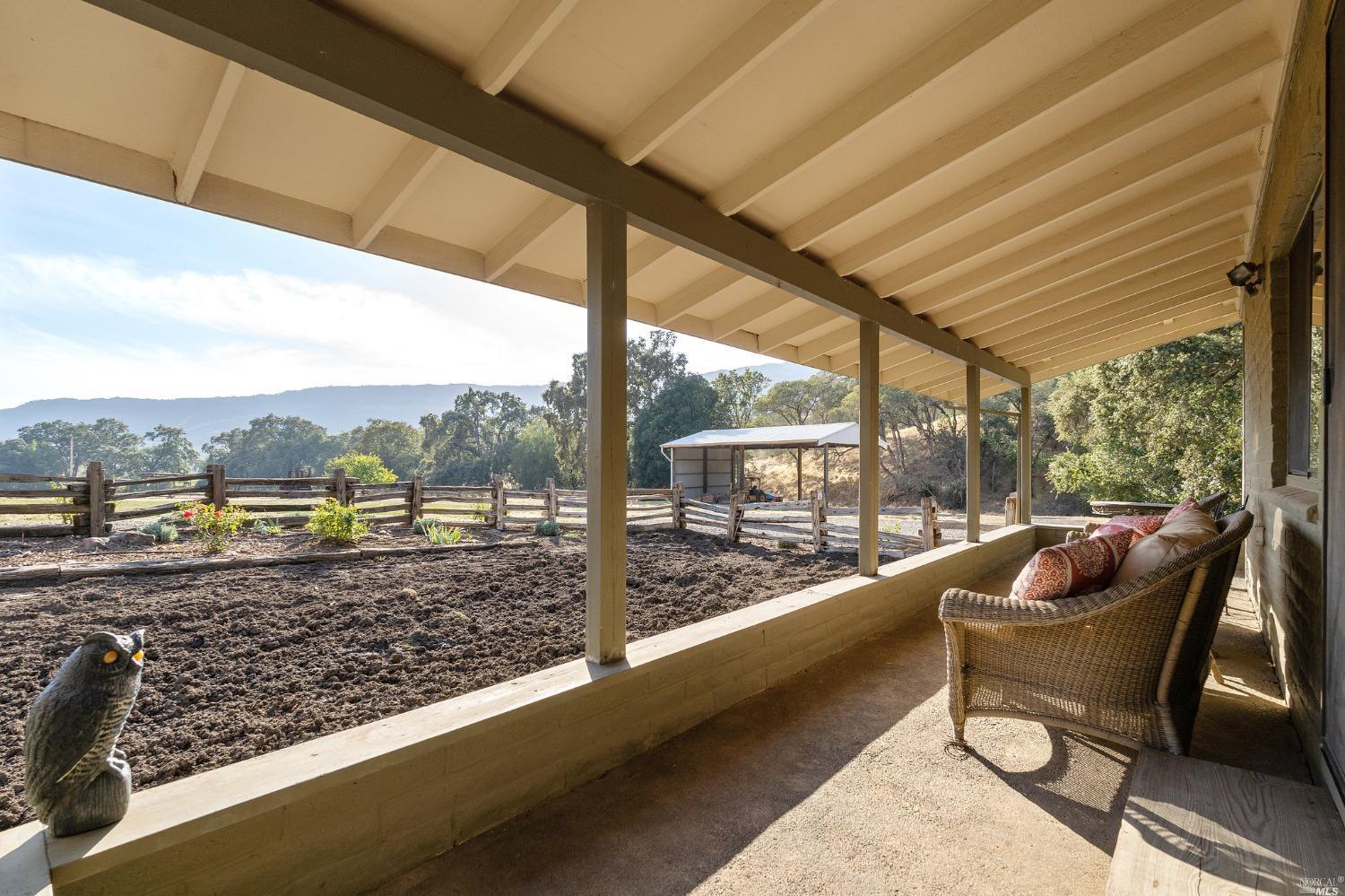 Detail Gallery Image 68 of 95 For 1320 Wooden Valley Rd, Napa,  CA 94558 - 5 Beds | 5/2 Baths