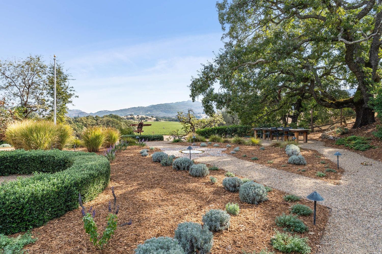 Detail Gallery Image 64 of 95 For 1320 Wooden Valley Rd, Napa,  CA 94558 - 5 Beds | 5/2 Baths