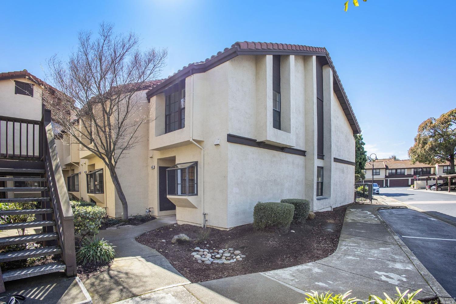 Detail Gallery Image 1 of 1 For 14441 Flagship St #164,  San Leandro,  CA 94577 - 2 Beds | 2/1 Baths