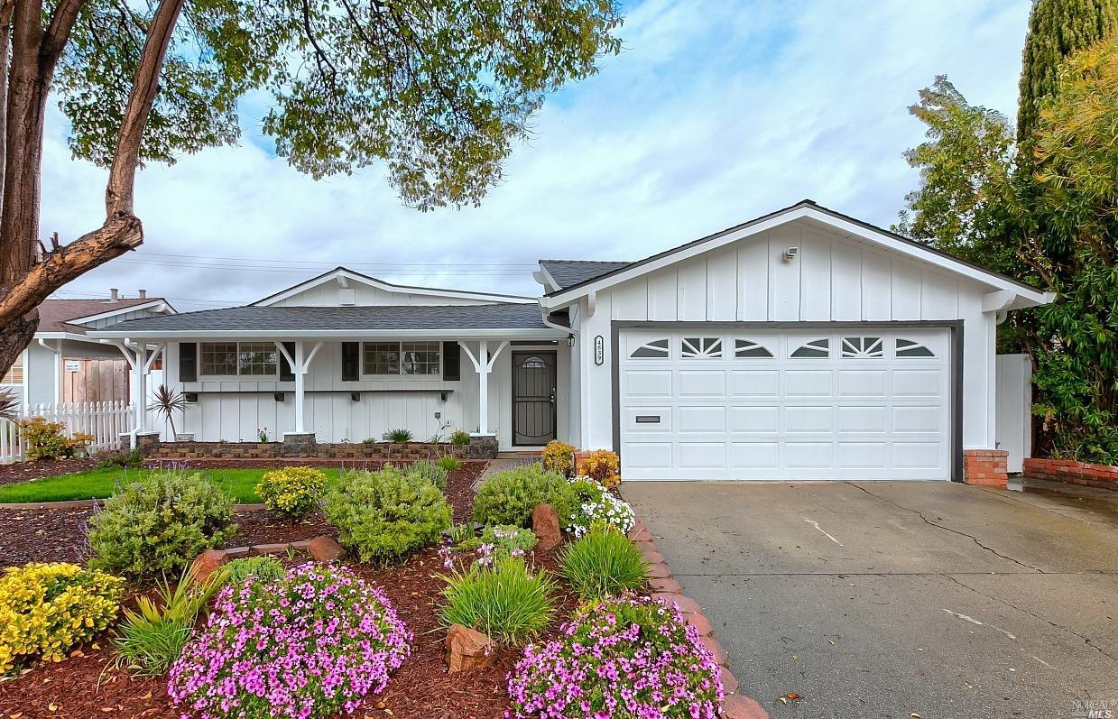 Detail Gallery Image 1 of 1 For 4839 Yellowstone Park Dr, Fremont,  CA 94538 - 3 Beds | 2 Baths
