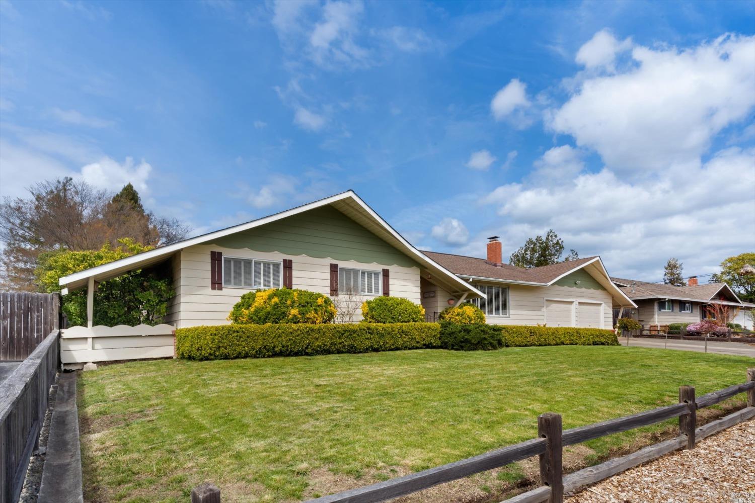 2353 Westview Way, Santa Rosa, CA 95403