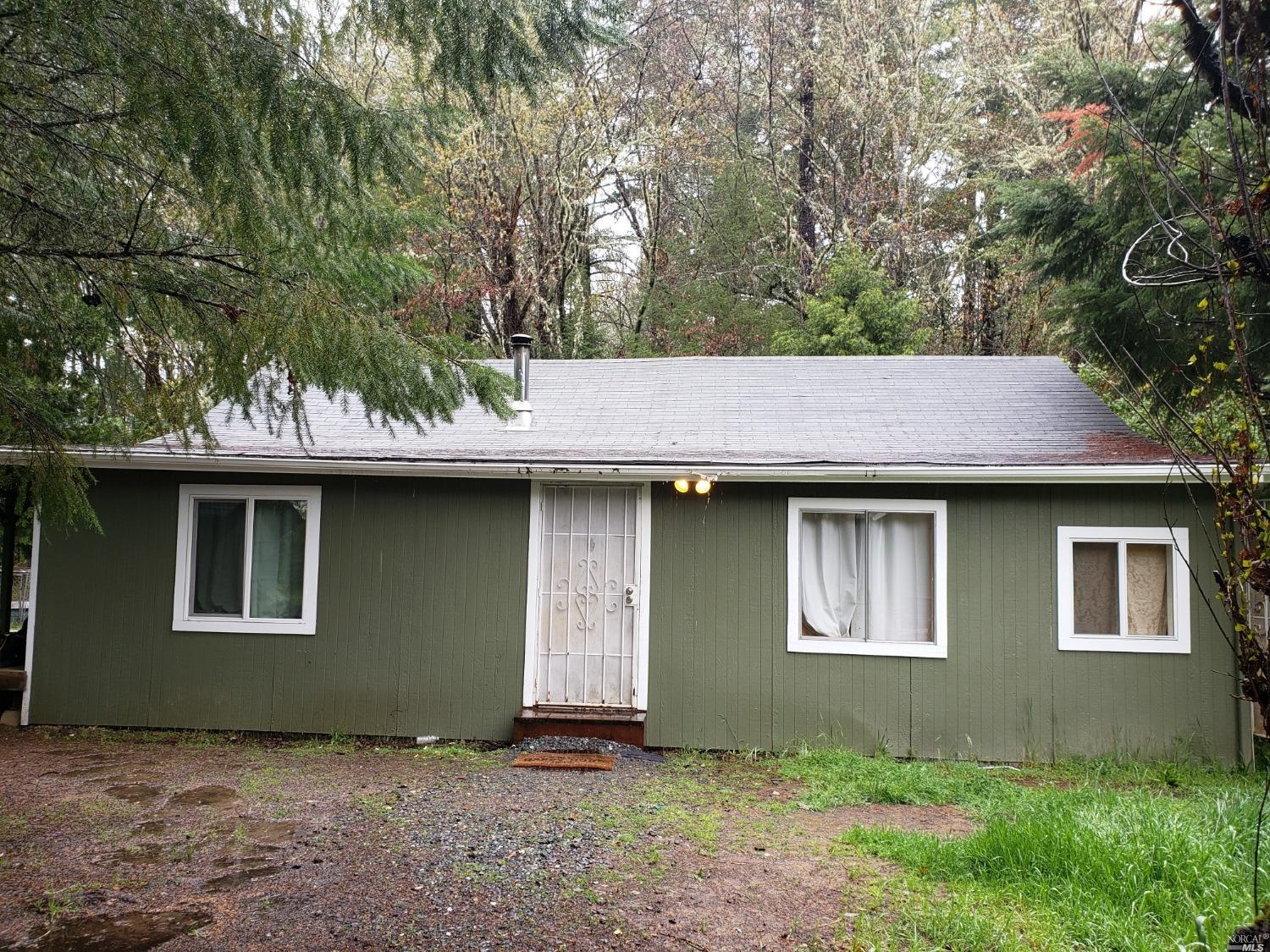Photo of 701 Branscomb Rd in Laytonville, CA