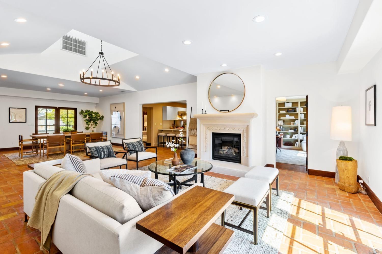 Photo of 1855 Spring Mountain Rd in St Helena, CA