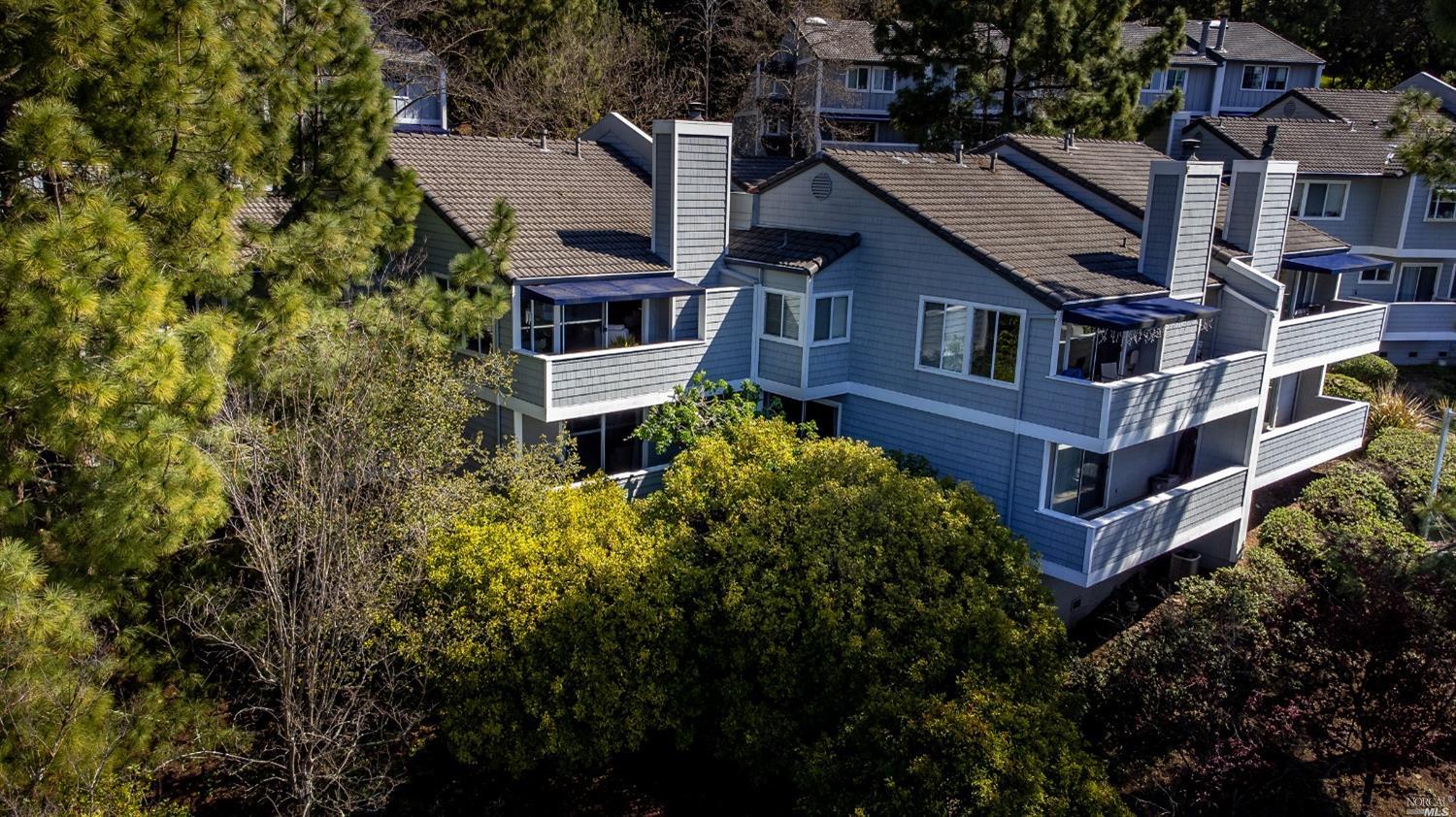 Photo of 135 Alice St in Santa Rosa, CA