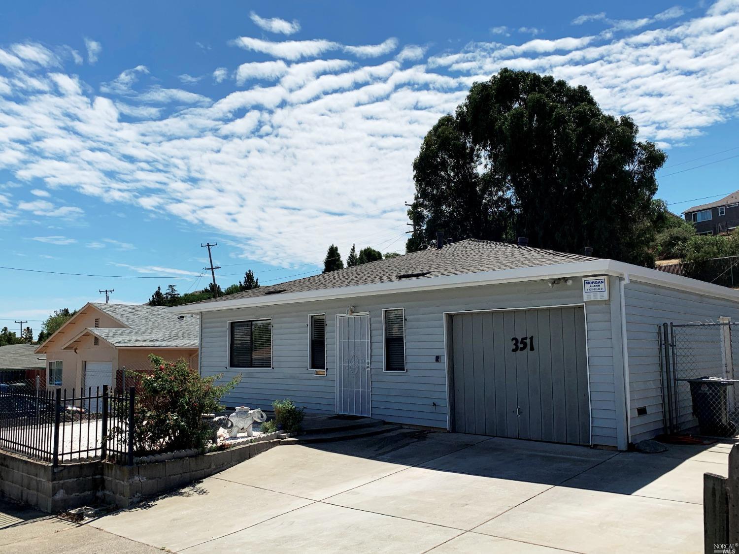 Photo of 351 Pueblo Wy in Vallejo, CA