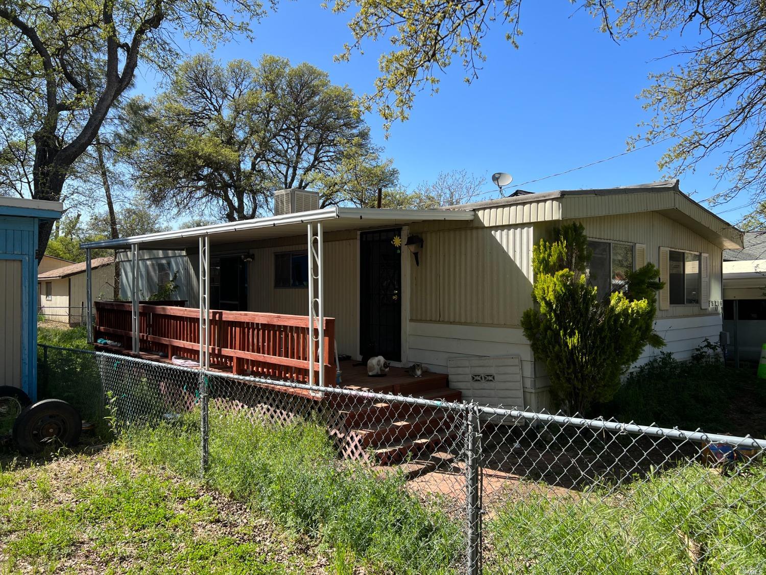 Detail Gallery Image 4 of 8 For 5714 Huron Ave, Clearlake,  CA 95422 - 2 Beds | 2 Baths