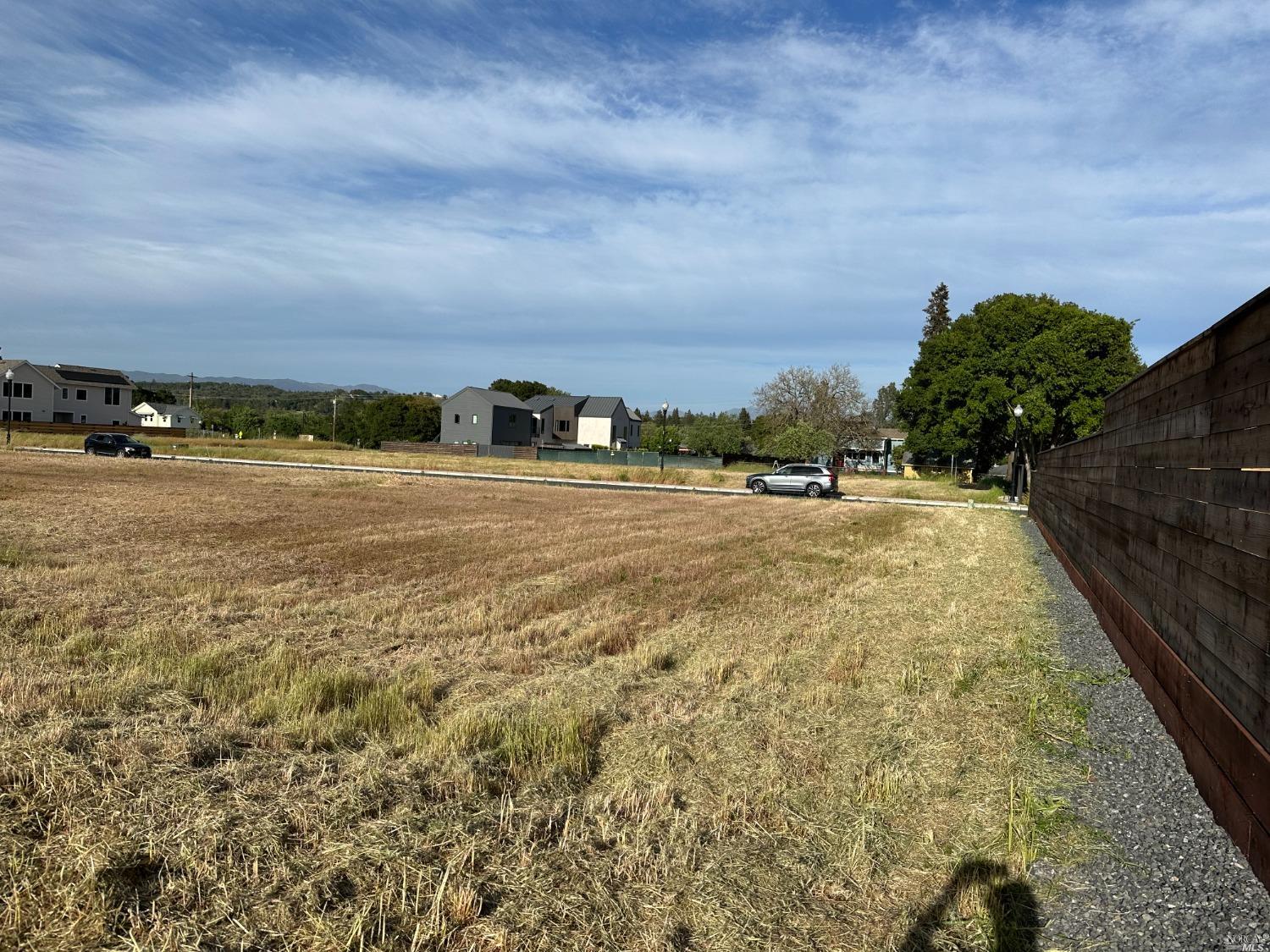 Photo of 951 Trentadue Wy in Healdsburg, CA