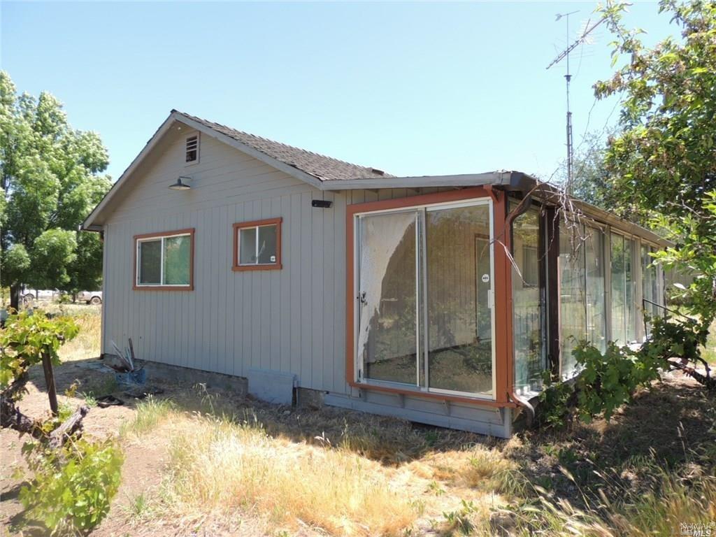 Photo of 14885 Olympic Dr in Clearlake, CA