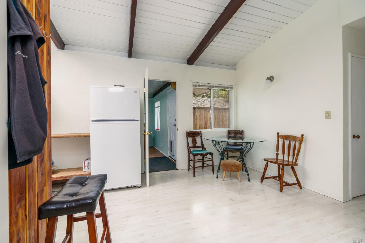 Detail Gallery Image 8 of 24 For 1228 Magnolia St, Willits,  CA 95490 - 3 Beds | 2 Baths
