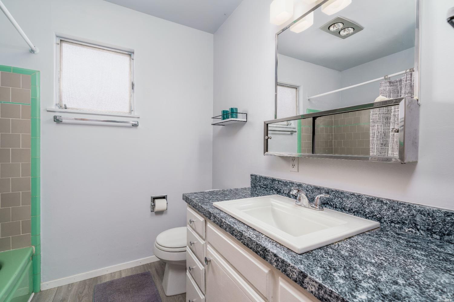 Detail Gallery Image 12 of 24 For 1228 Magnolia St, Willits,  CA 95490 - 3 Beds | 2 Baths