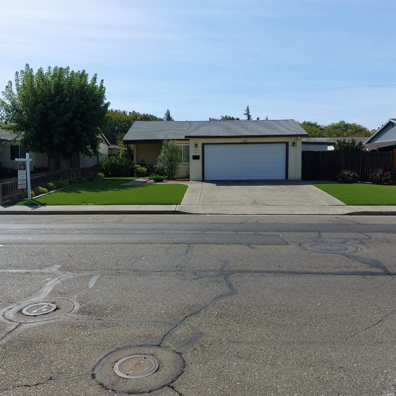 Photo of 937 Pacific Ave in Fairfield, CA