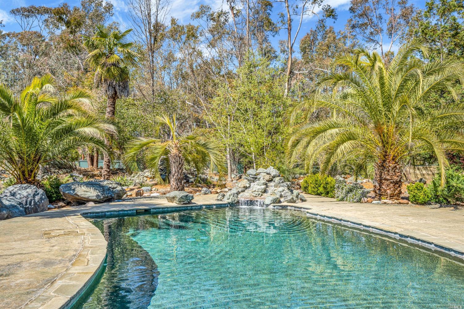 Photo of 3125 Ranch Ct in Lakeport, CA