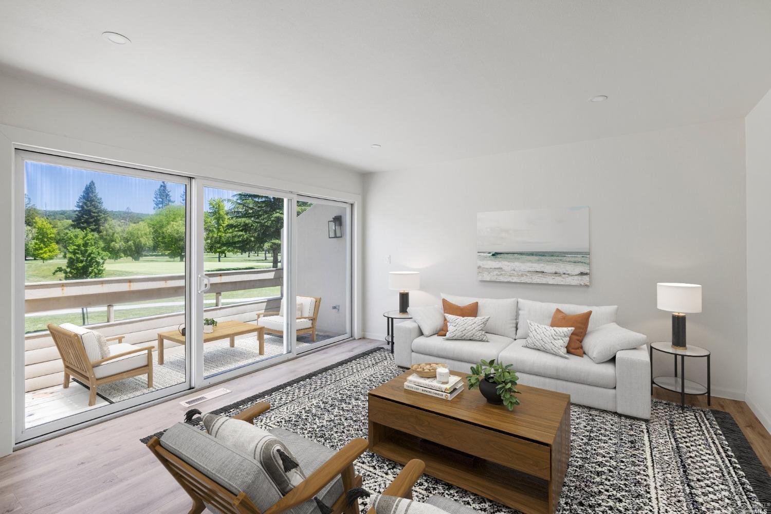 2948 Yulupa Avenue, Santa Rosa, CA 95405
