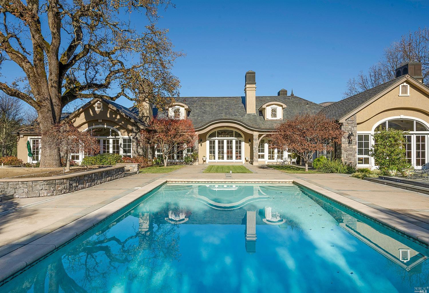 Photo of 2455 3rd Ave in Napa, CA