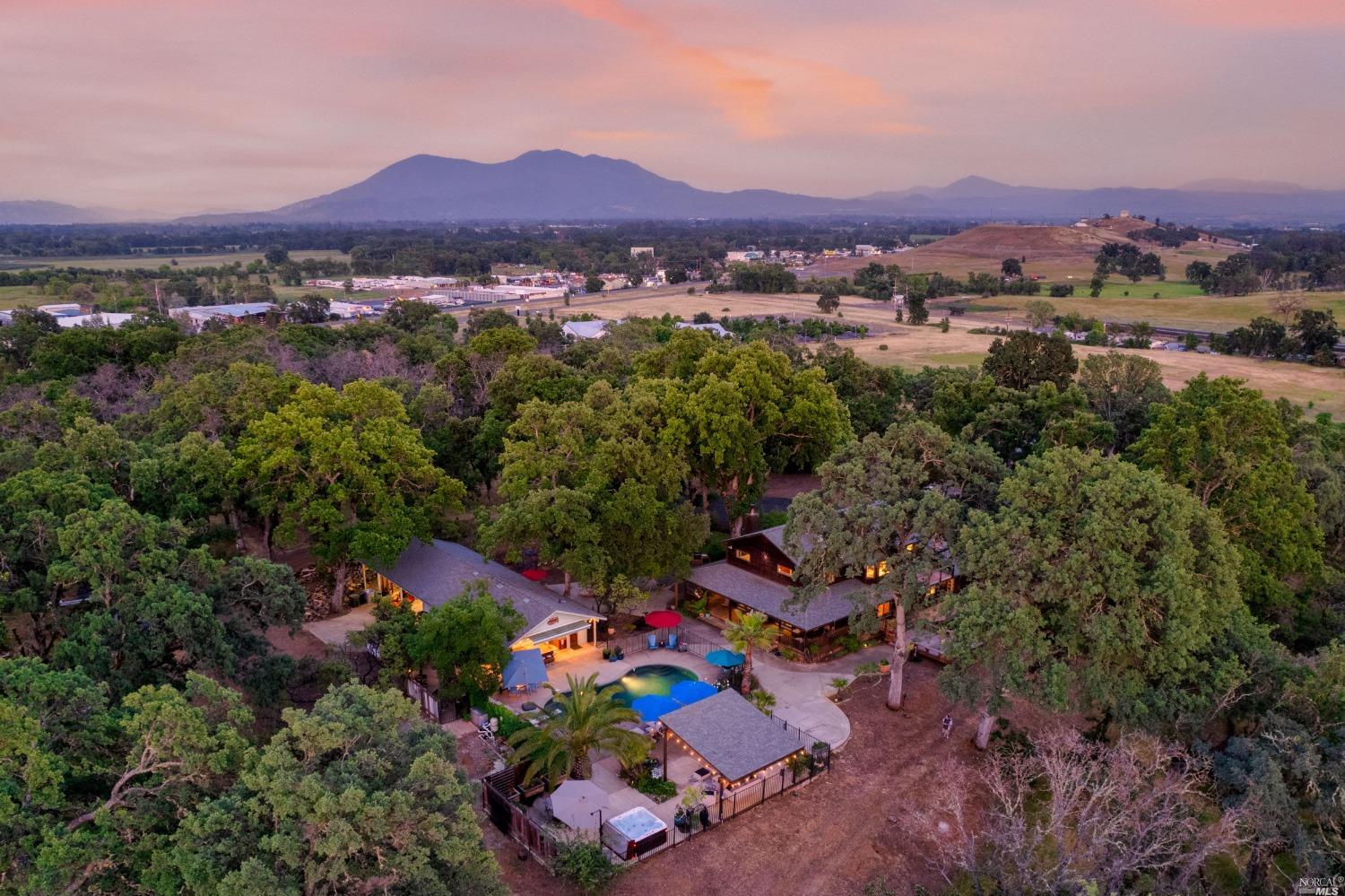Photo of 2489 Parallel Dr in Lakeport, CA