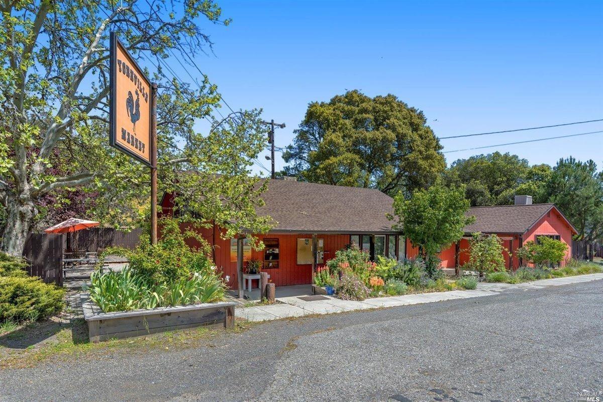 Photo of 26701 Hwy 128 in Yorkville, CA