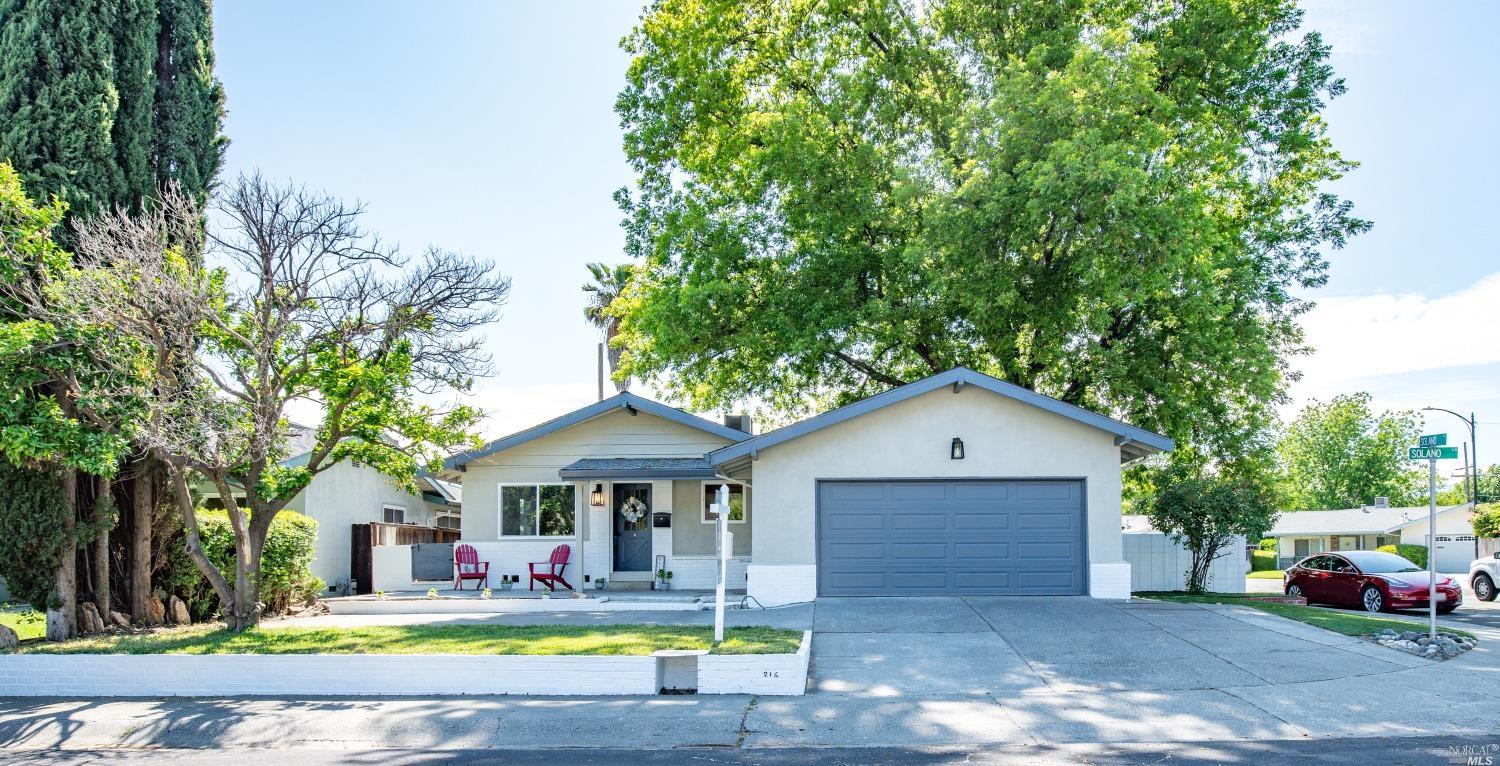 216 Solano Lane, Vacaville, CA 95688