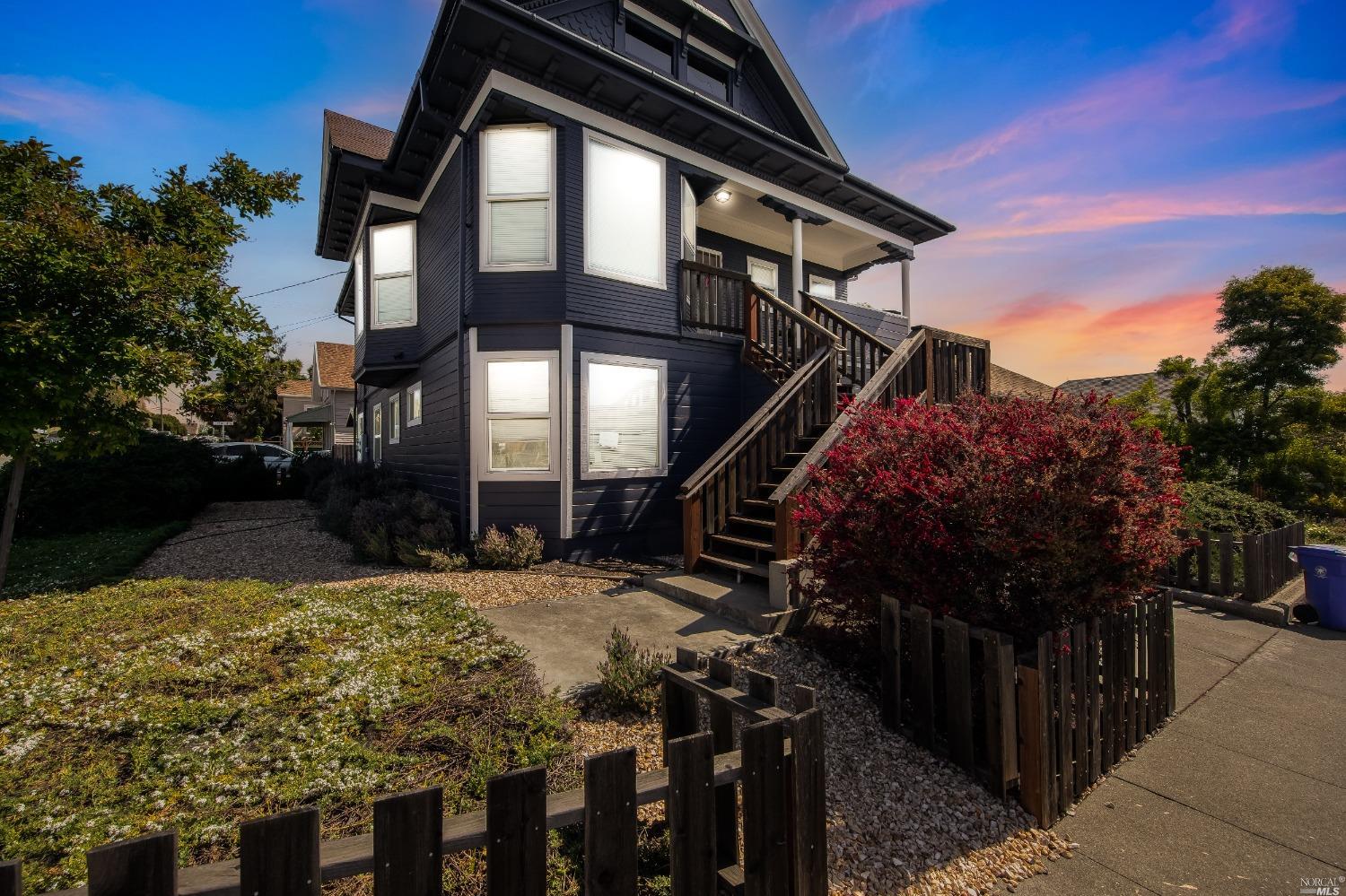 Wonderful Opportunity To Own A Well Maintained, Updated Victorian Duplex With A View!! Two Big 3 Bedroom 2 Bath Units In Vallejo's Historical District. Walking Distance To The Ferry, Restaurants, And To Downtown. Perfect For An Owner Occupant, Or To Add To Your Investment Portfolio. 6.069% Cap Rate, With Big Upside If At Market Rate Rents. You Don't Want To Miss This!