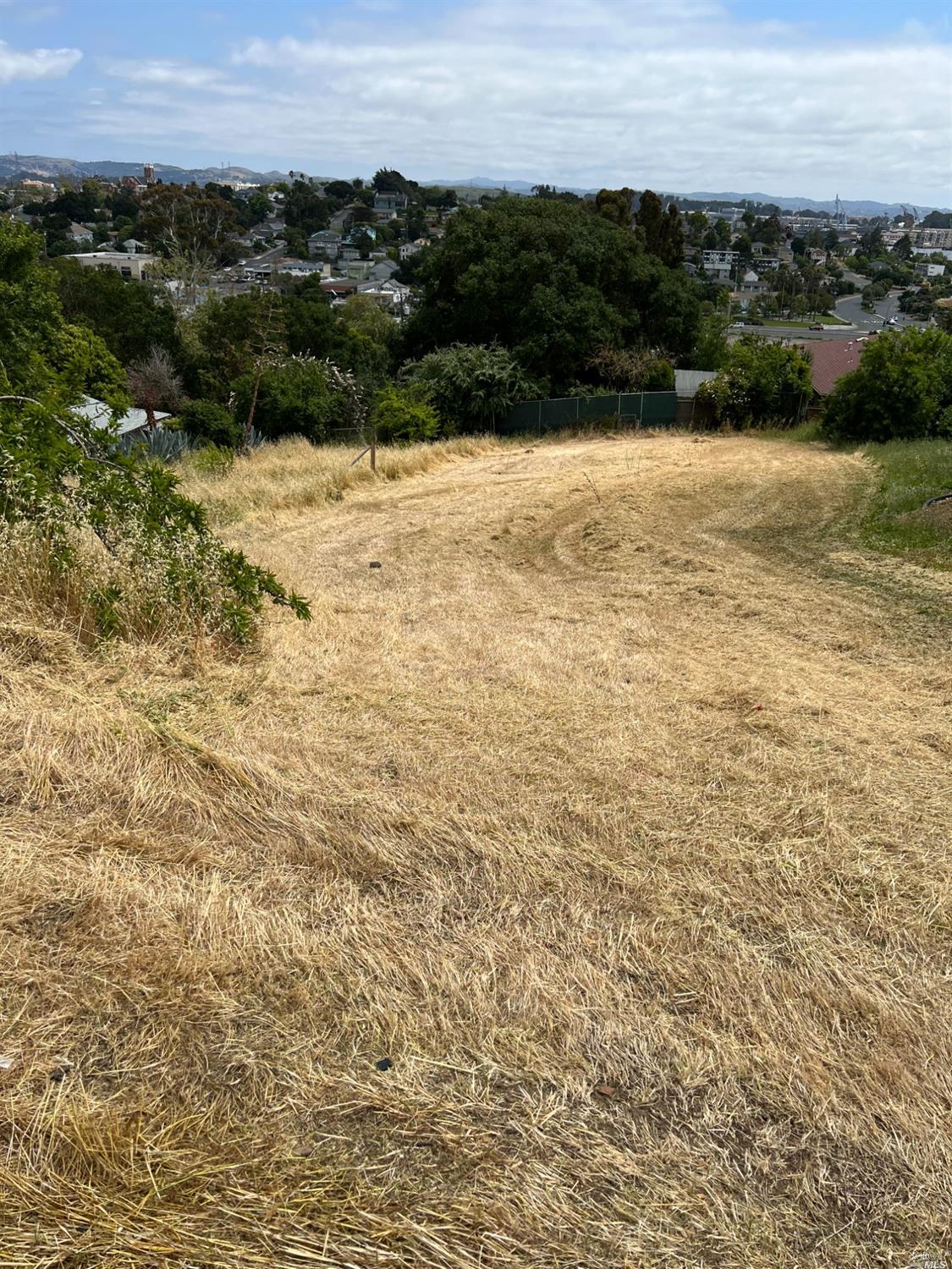 Photo of 529 Hichborn St in Vallejo, CA