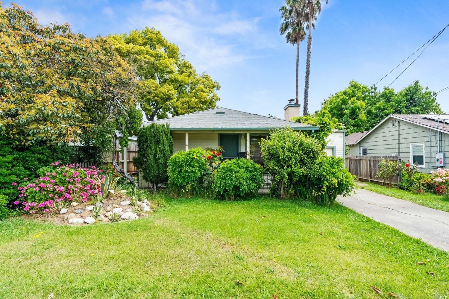 Photo of 518 Jefferson St in Napa, CA