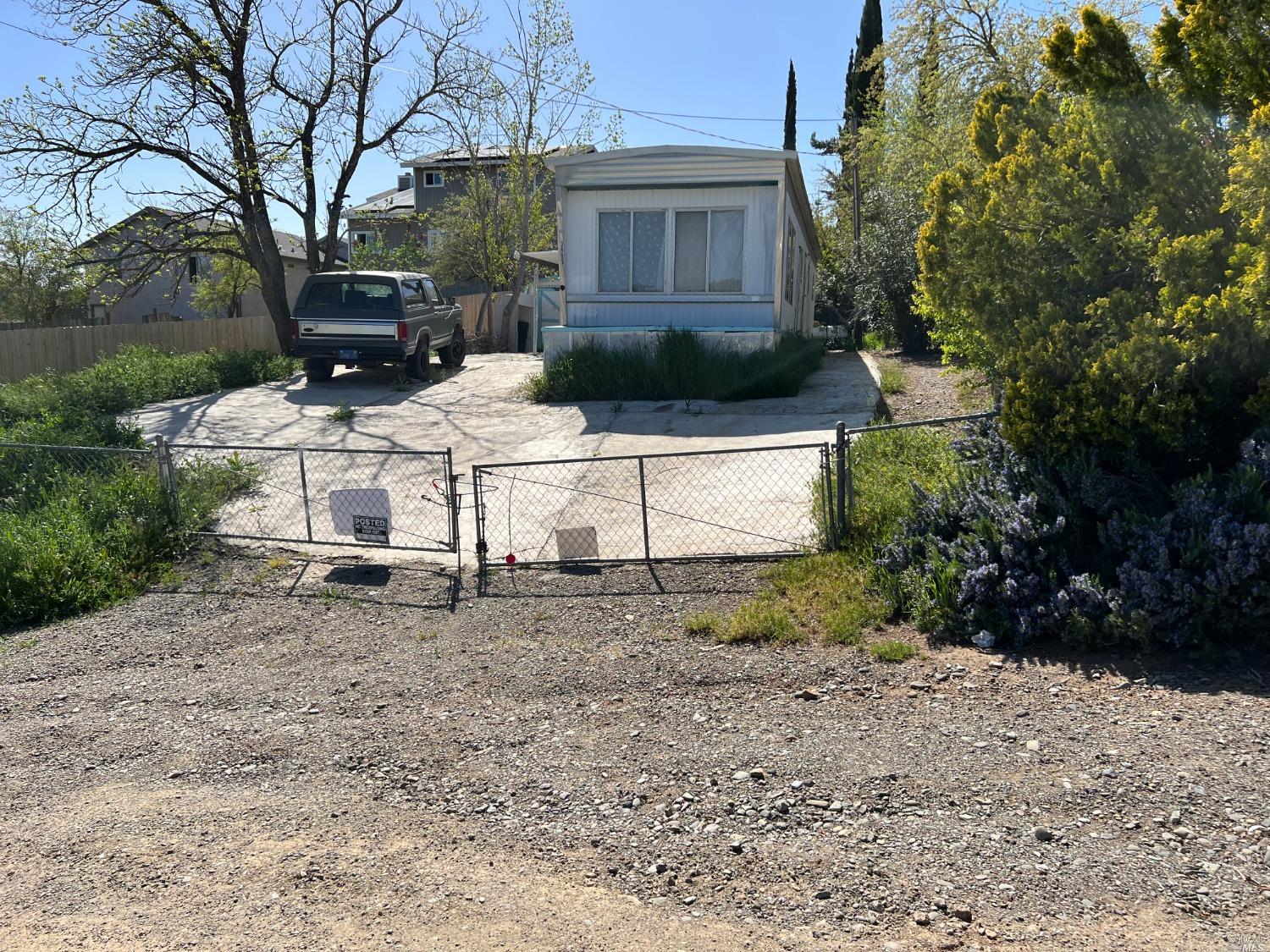 Photo of 3955 Leonore Ave in Clearlake, CA