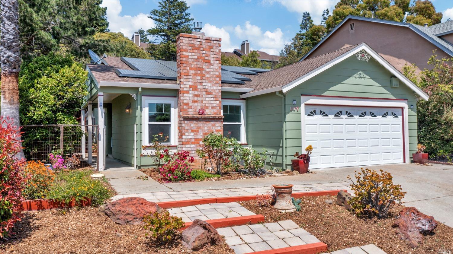 Photo of 597 Lori Dr in Benicia, CA